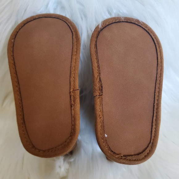 Carters Boot & Myggpp Mary Jane Crib Shoe Baby Shoes 6-9 Months - Picture 7 of 13